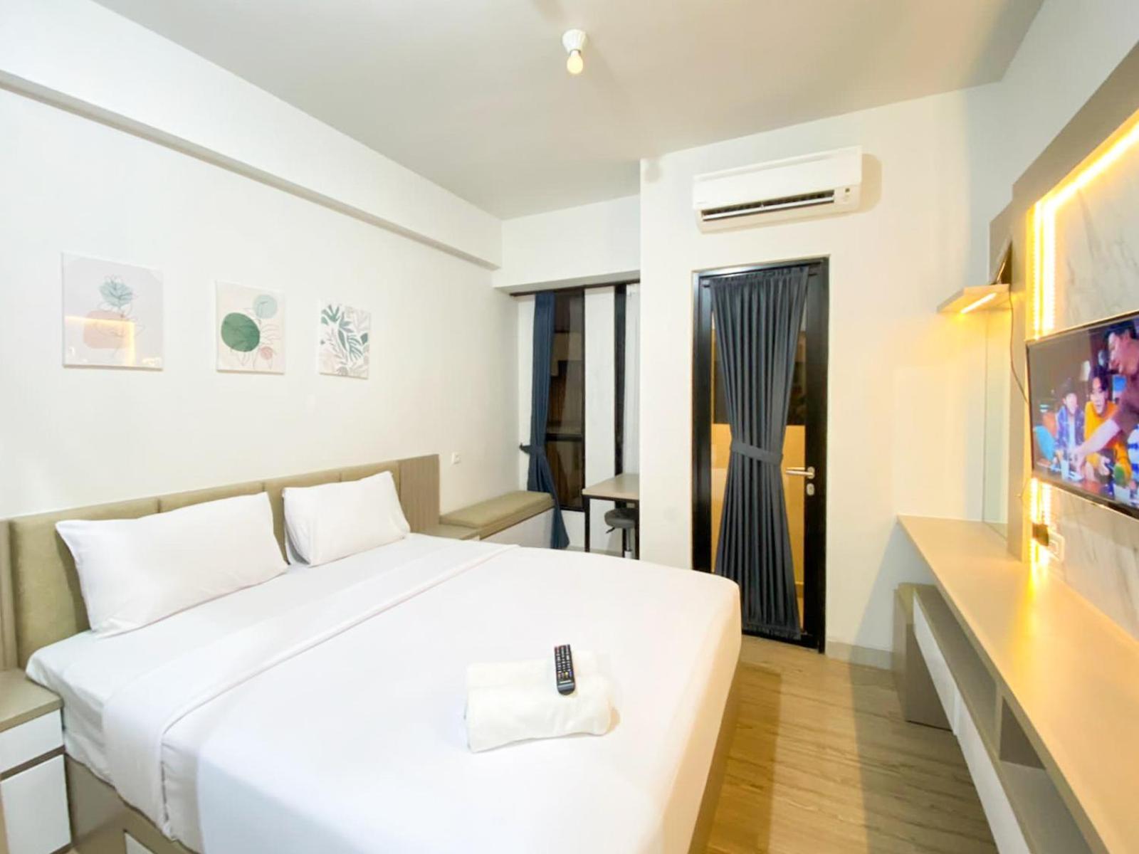 Good Choice And Homey At The Alton By Travelio Apartemen *